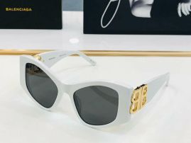 Picture of Balenciga Sunglasses _SKUfw55116081fw